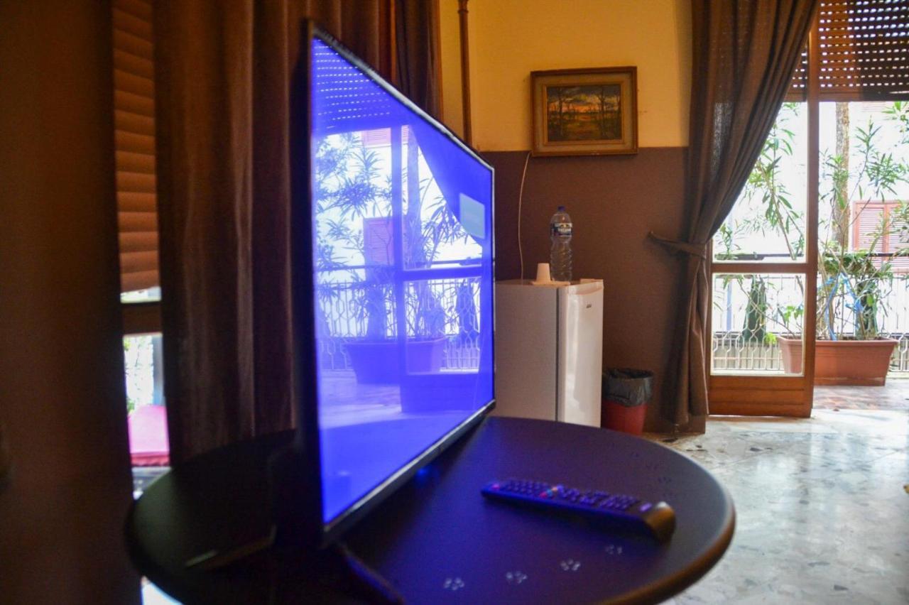 Le Stanze Di Ginevra - Via Tescione Hotell Caserta Exteriör bild