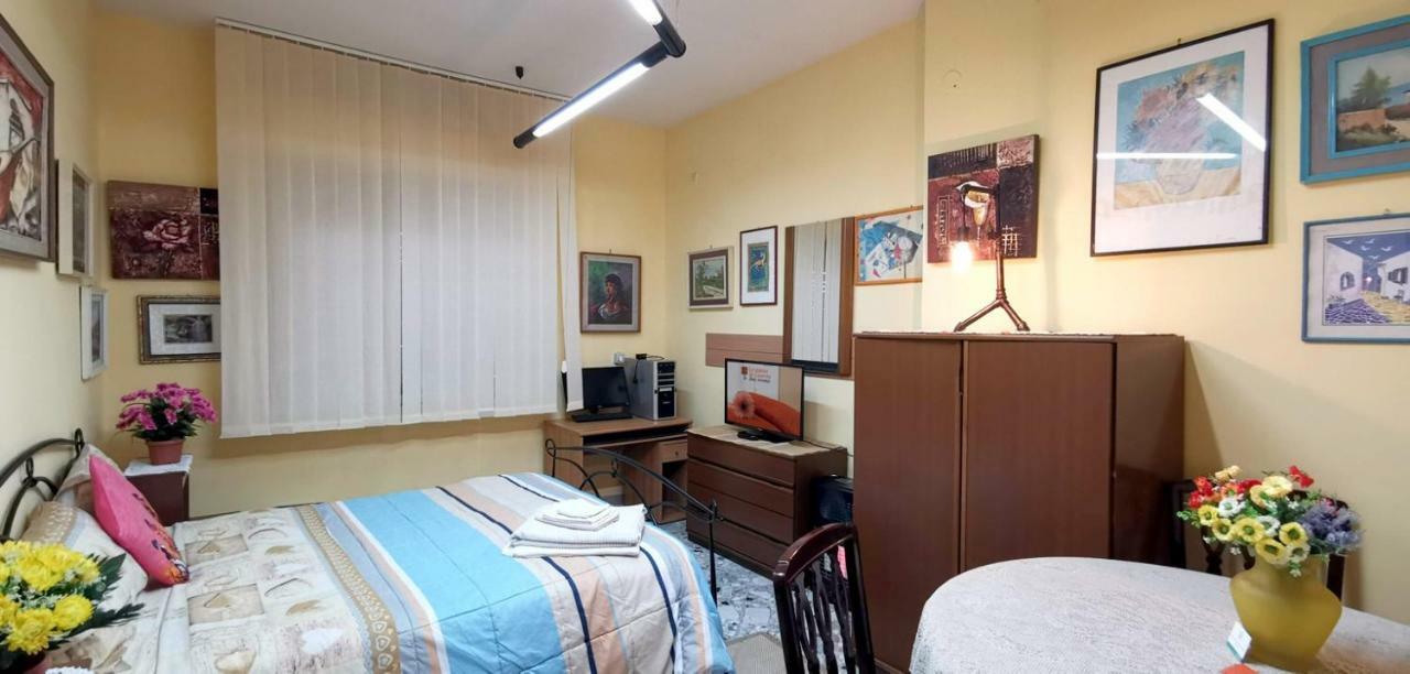 Le Stanze Di Ginevra - Via Tescione Hotell Caserta Exteriör bild